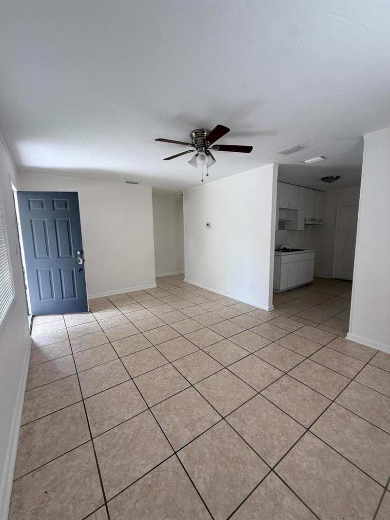 865 W 3RD Street, Riviera Beach FL 33404