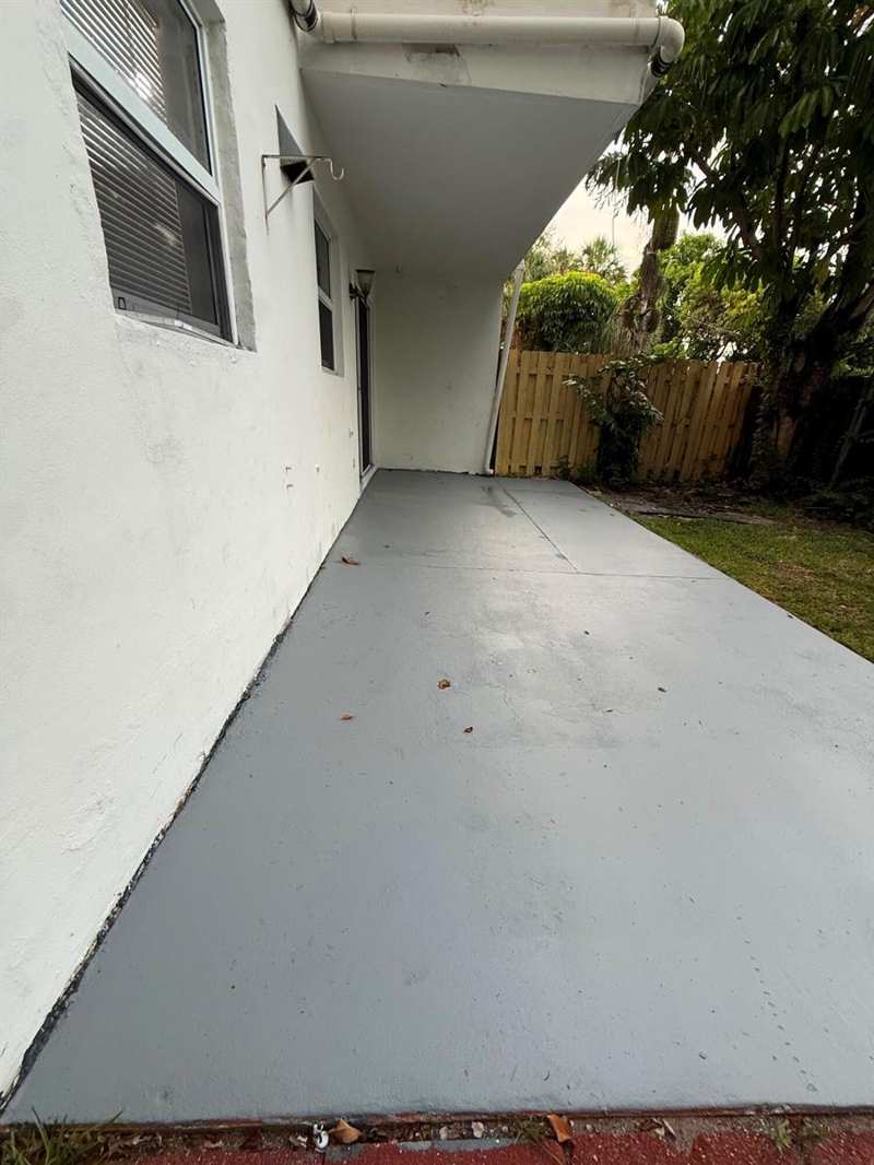 313 SW 1ST Court # 3, Pompano Beach FL 33060