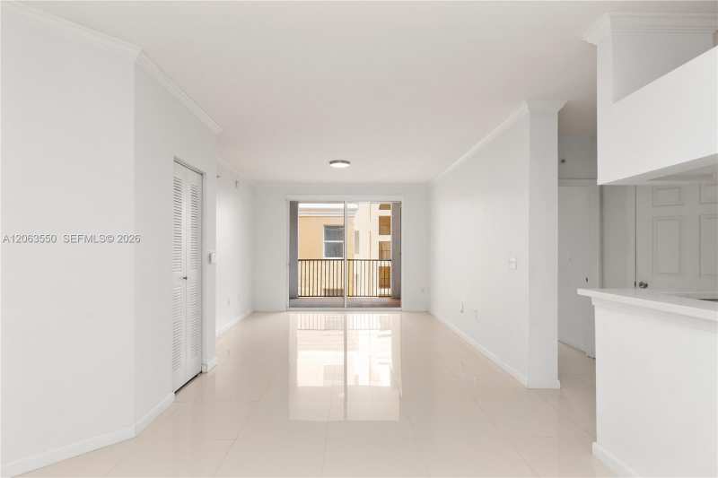 17100 N Bay Rd # 1712, Sunny Isles Beach FL 33160