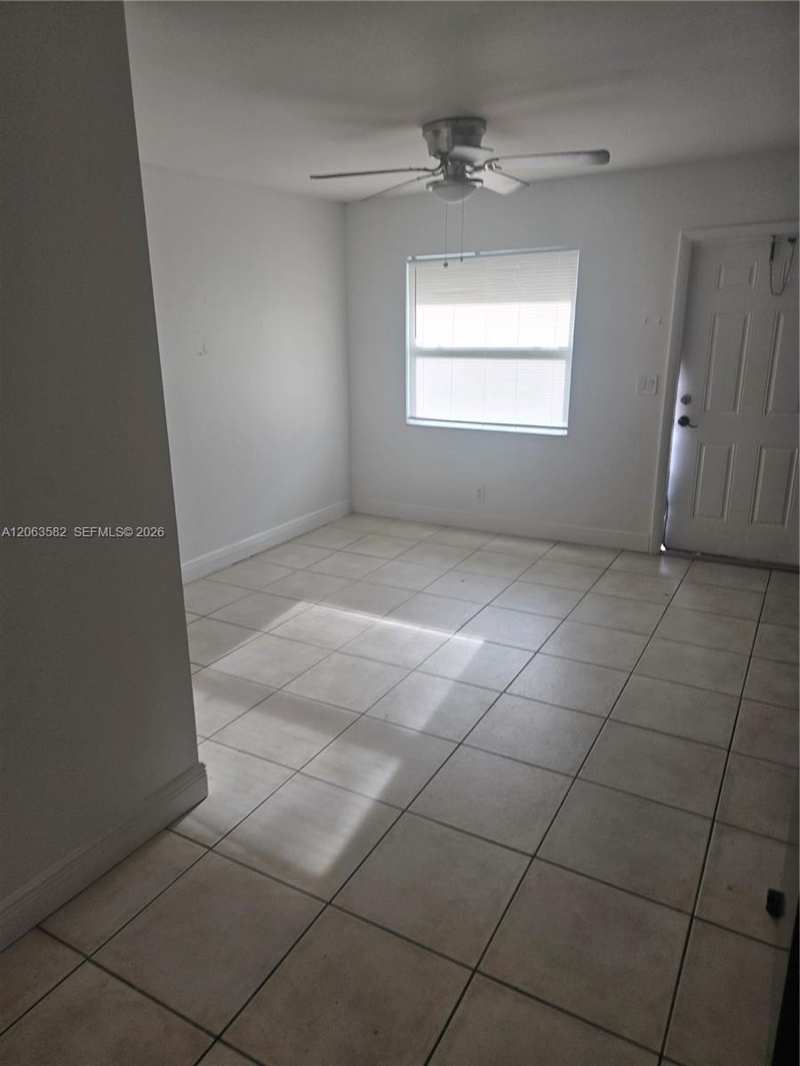 2450 Jackson St # D, Hollywood FL 33020