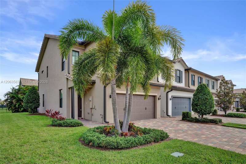 8193 Cinch Way, Lake Worth FL 33467