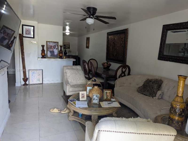 3206 SW 47th Ave, West Park FL 33023