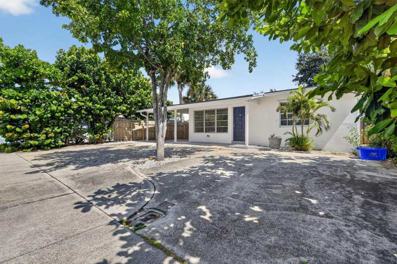 111 Euclid Boulevard, Lantana FL 33462