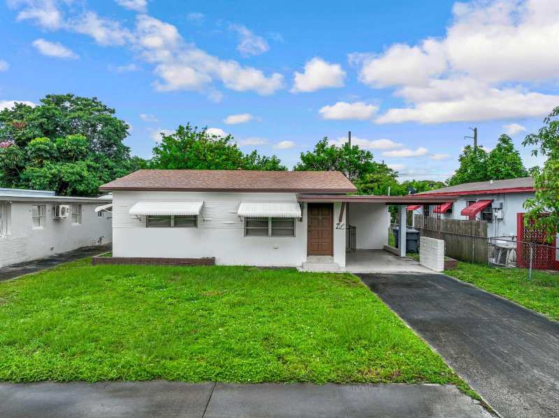 6340 WASHINGTON Street, Hollywood FL 33023