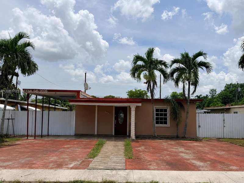 142 E 45th St, Hialeah FL 33013