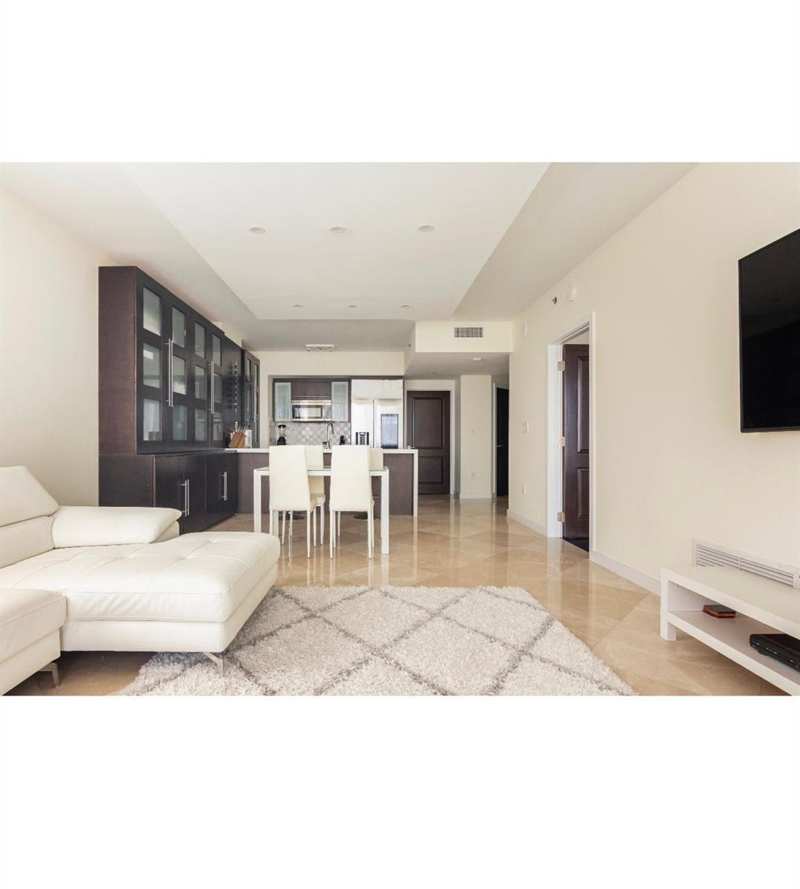 55 SE 6th Street # 4007, Miami FL 33131