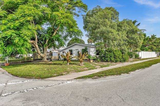 301 5TH Street, Jupiter FL 33458