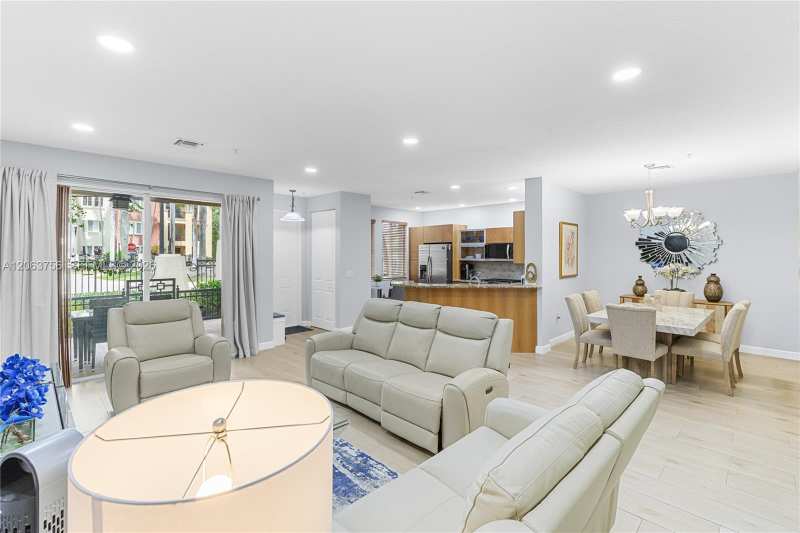 2900 NW 125th Ave # 107, Sunrise FL 33323