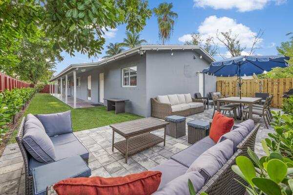 1208 NE 5TH Avenue Unit 1, Fort Lauderdale FL 33304