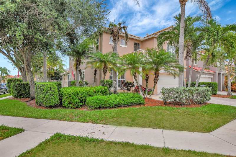 8599 VIA GIARDINO # 1, Boca Raton FL 33433
