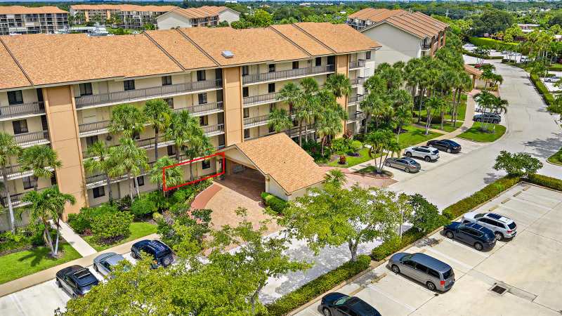 701 Seafarer Circle # 103, Jupiter FL 33477