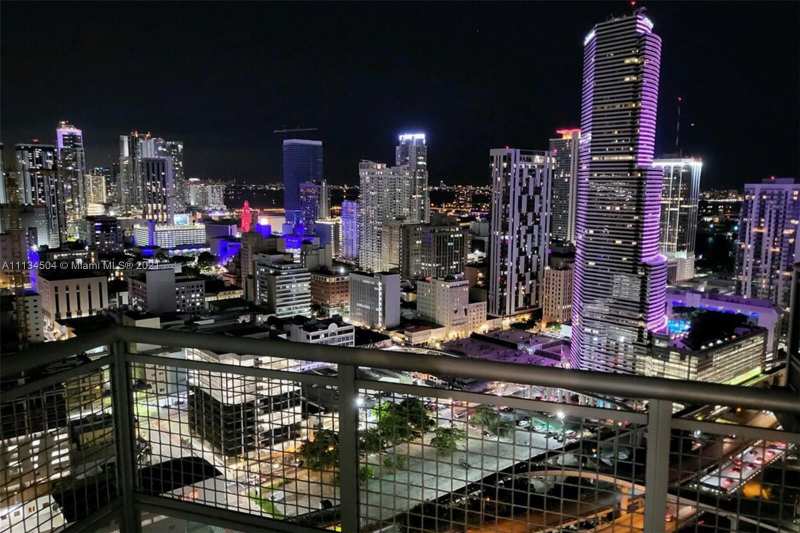 350 S MIAMI Avenue # 3711, Miami FL 33130