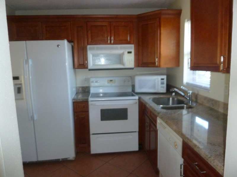 9355 SW 8TH Street # 103, Boca Raton FL 33428