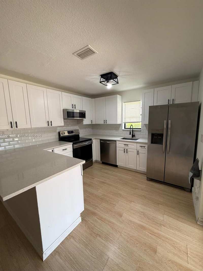 2551 NW 99th Ave # 2551, Coral Springs FL 33065