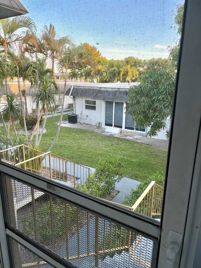 161 PLYMOUTH V, West Palm Beach FL 33417