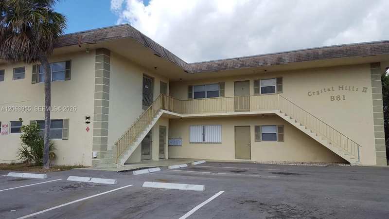 961 NW 45th St # 6, Deerfield Beach FL 33064