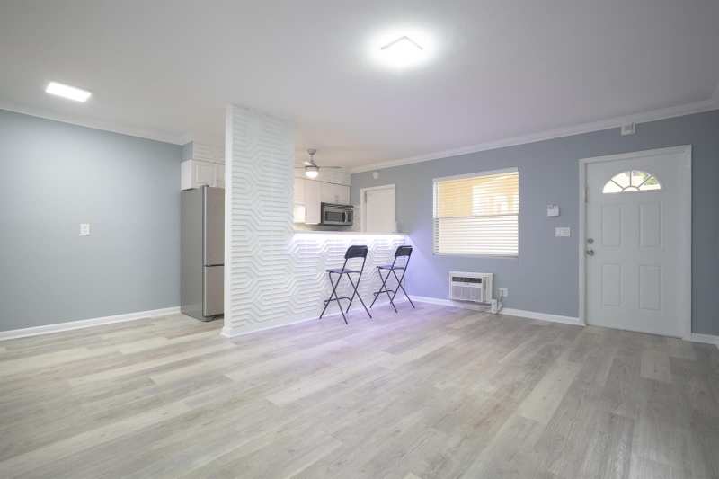2621 Grant Street # 10A, Hollywood FL 33020