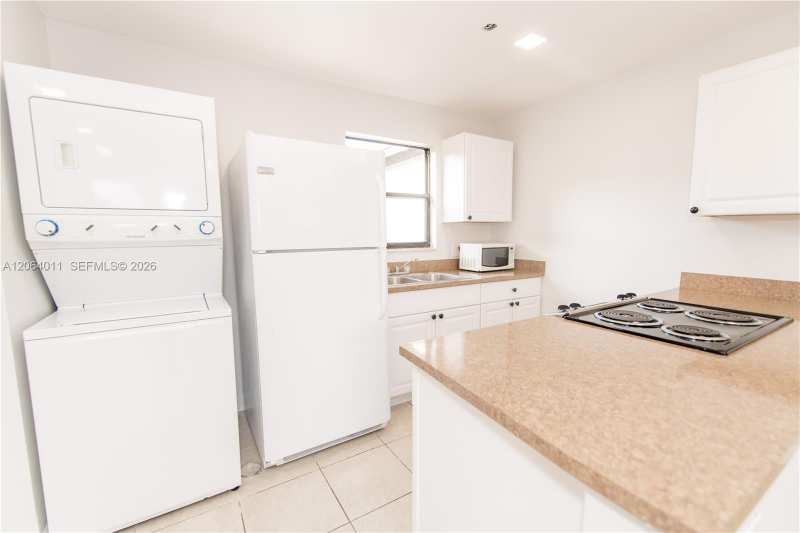 1804 My Pl, West Palm Beach FL 33417
