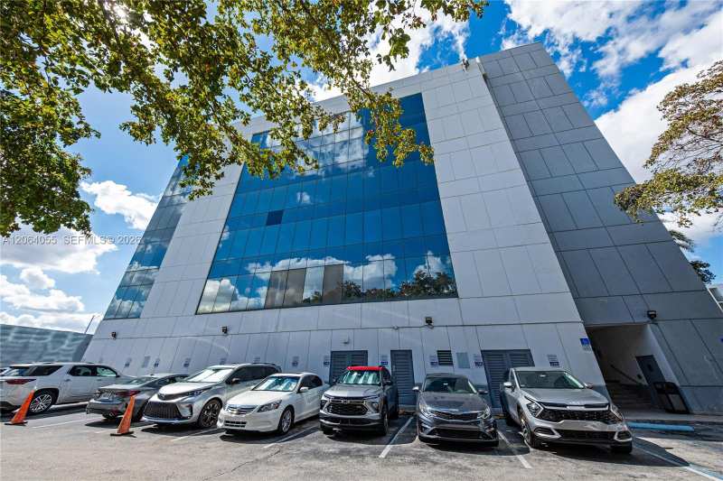 4445 W 16th Ave # 600, Hialeah FL 33012