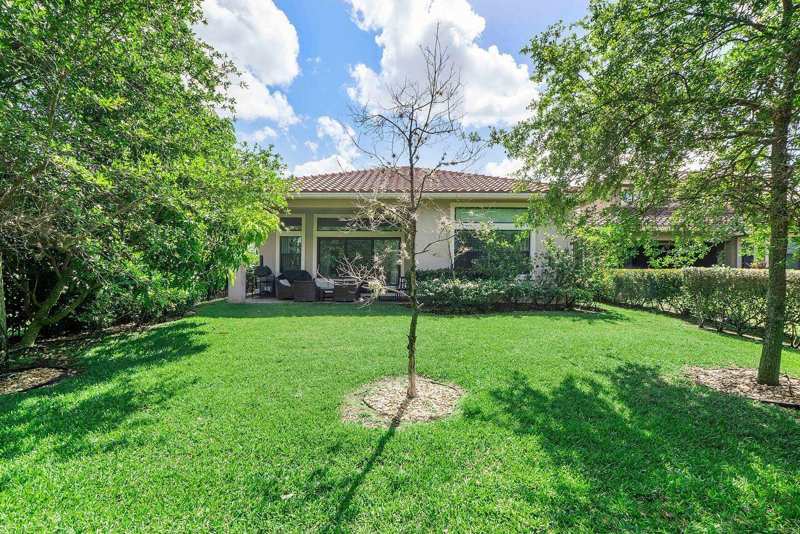 8251 CANOPY Terrace, Parkland FL 33076