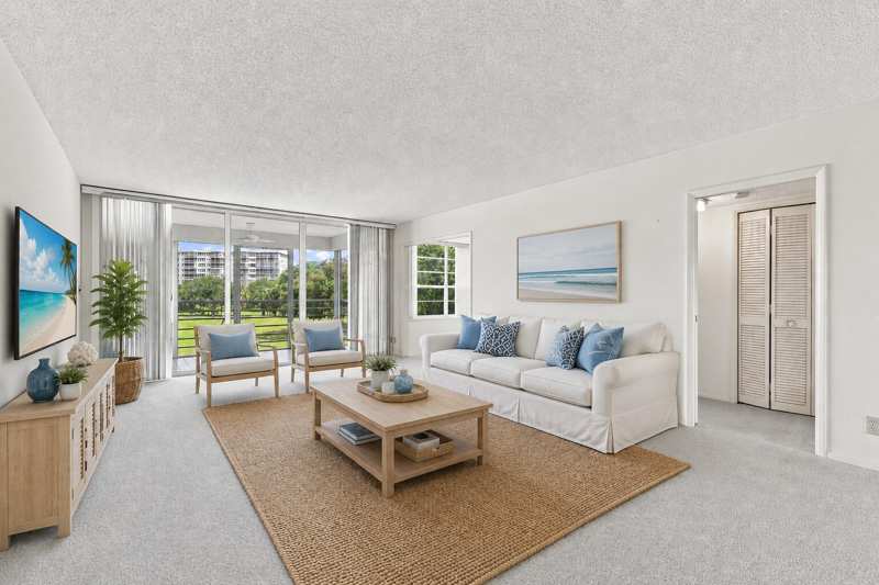 555 Oaks Lane # 303, Pompano Beach FL 33069