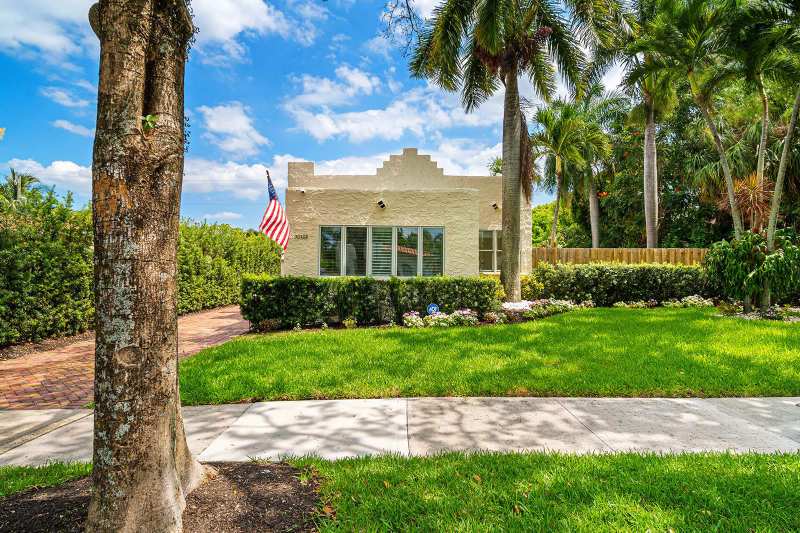 813 Avon Road, West Palm Beach FL 33401