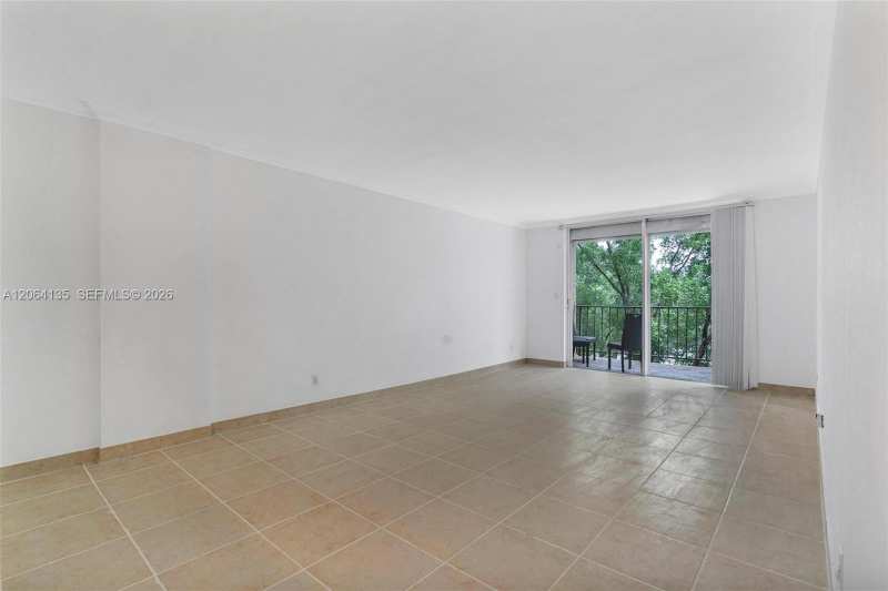 1465 NE 123rd St # 416, North Miami FL 33161