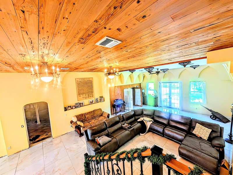 17681 93RD Road N, FL 33470
