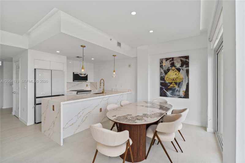 3250 NE 1st Ave # 545, Miami FL 33137