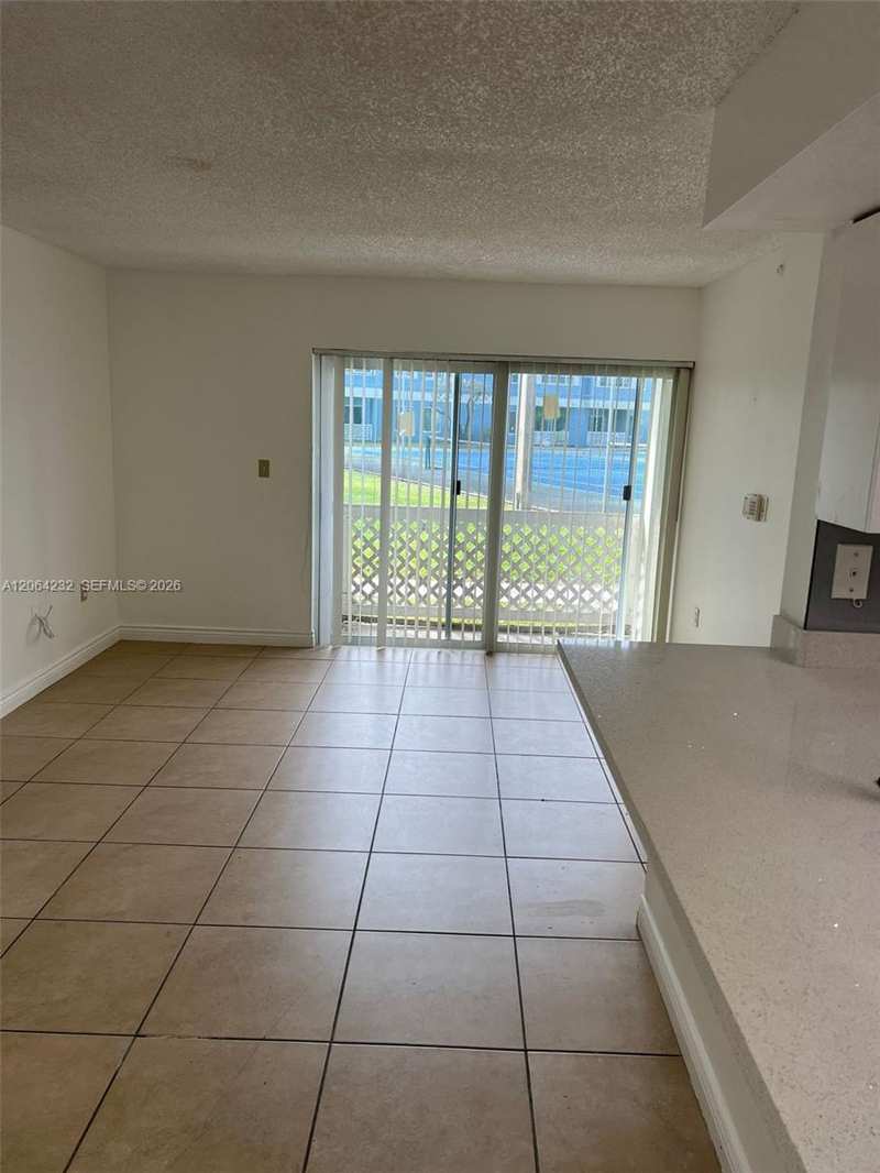 6740 NW 175th Ln # 20, Hialeah FL 33015