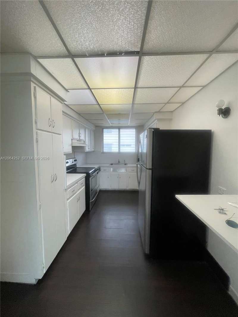 10178 Collins Ave # 202, Bal Harbour FL 33154