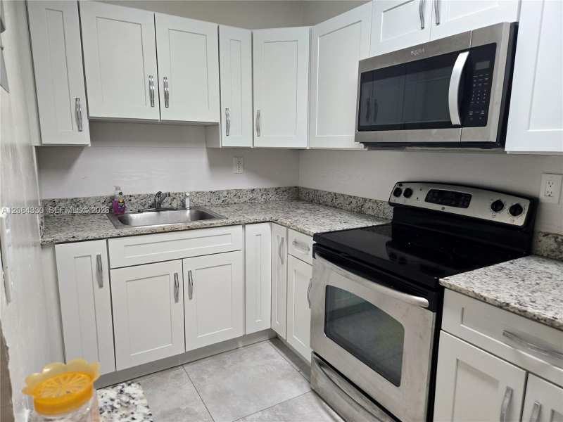 4550 SW 67 AV # 2, Miami FL 33155