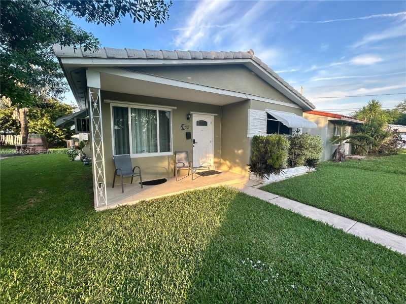 1915 Mayo St # 0, Hollywood FL 33020