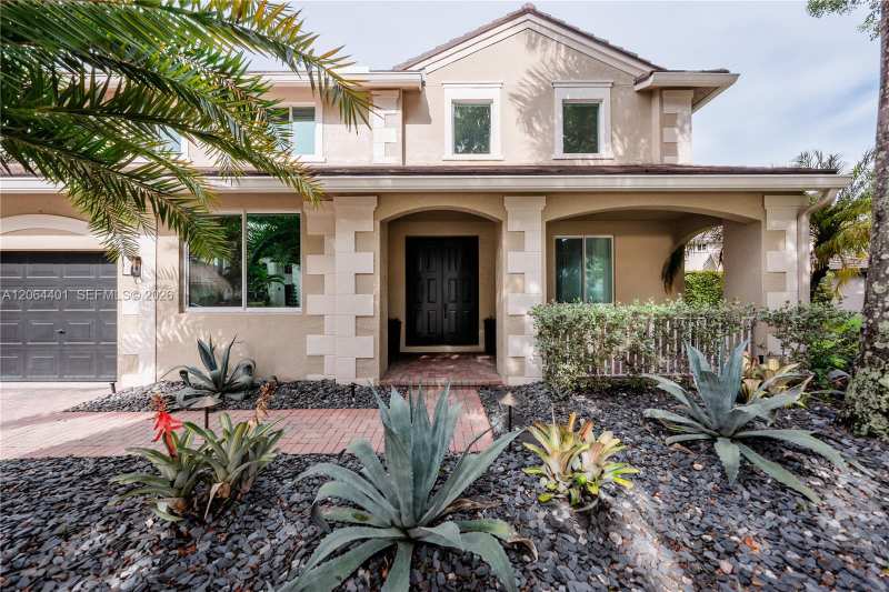 3917 Heron Ridge Ln, Weston FL 33331