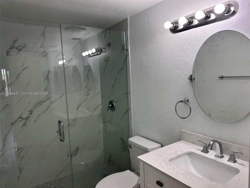 17350 NW 67th Ave # 205, Hialeah FL 33015