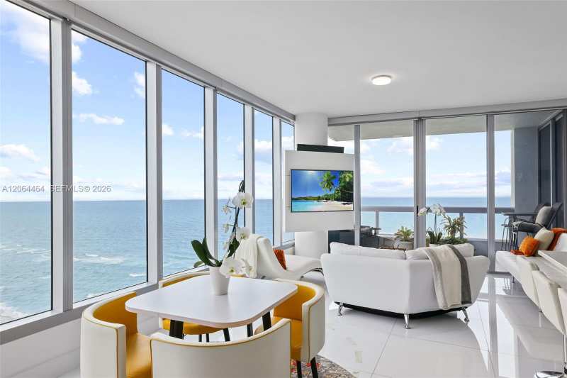 6899 Collins Ave # 1905, Miami Beach FL 33141