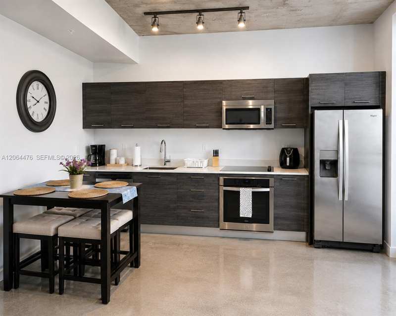 151 SE 1 St # 2406, Miami FL 33131