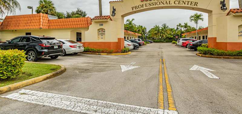 320 S STATE ROAD 7 # 300, Plantation FL 33317