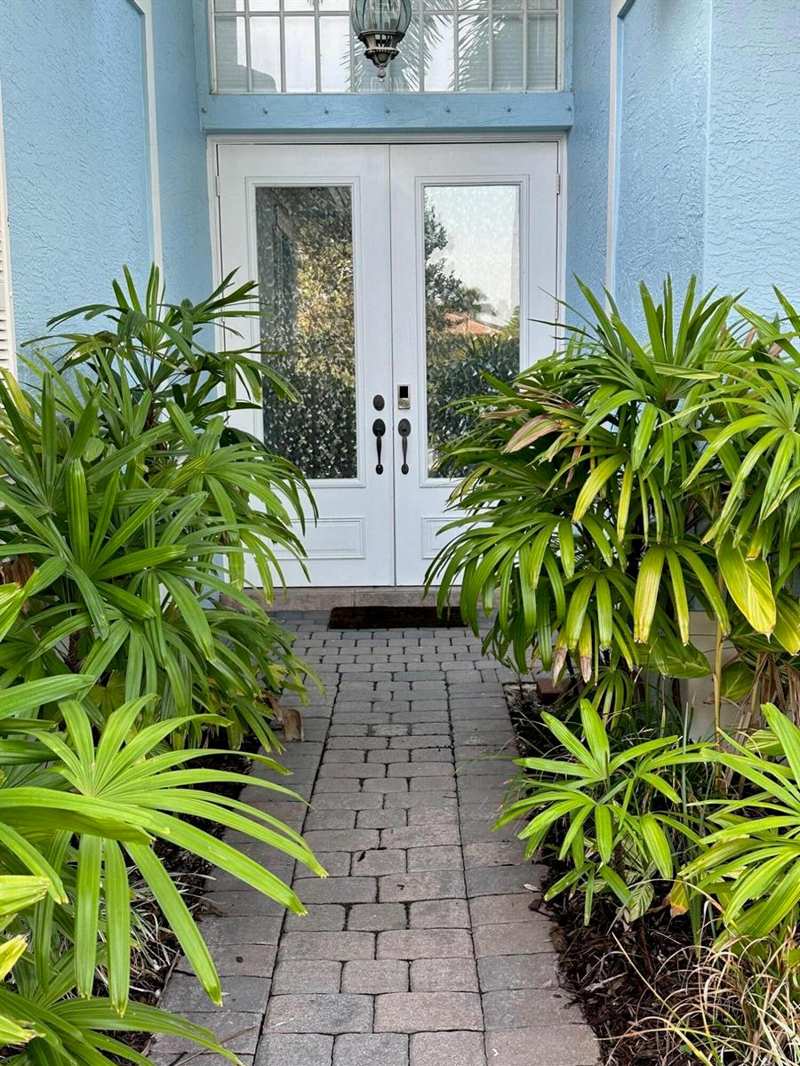 10685 LA STRADA # 10685, West Palm Beach FL 33412
