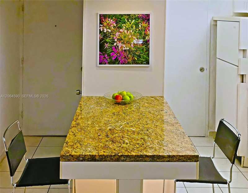100 Lincoln Rd # 1424, Miami Beach FL 33139