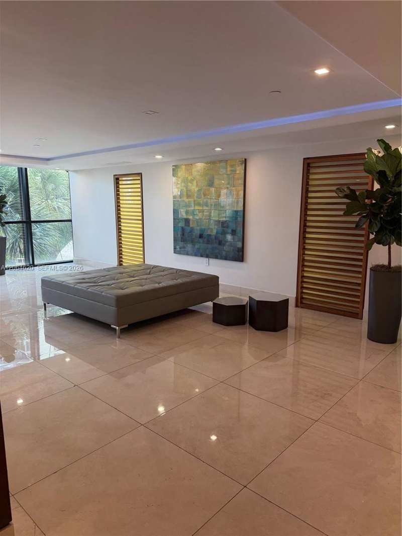 540 BRICKELL KEY DR # 617, Miami FL 33131