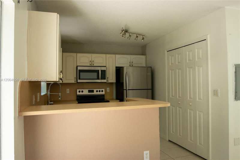 1240 SE 31st Ct # 32, Homestead FL 33035