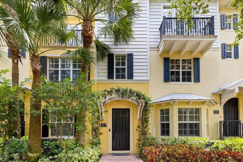 317 S Bromeliad, West Palm Beach FL 33401