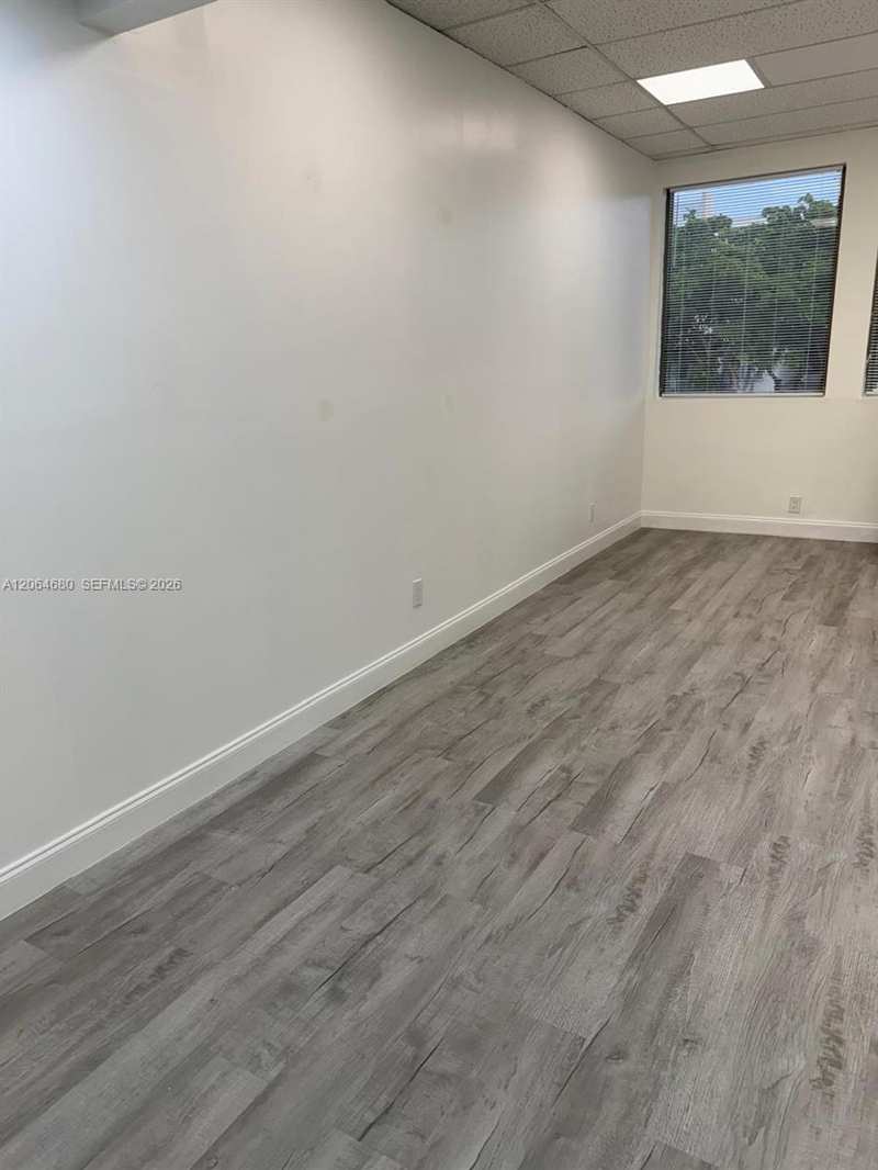 10585 SW 109th ct, Miami FL 33176