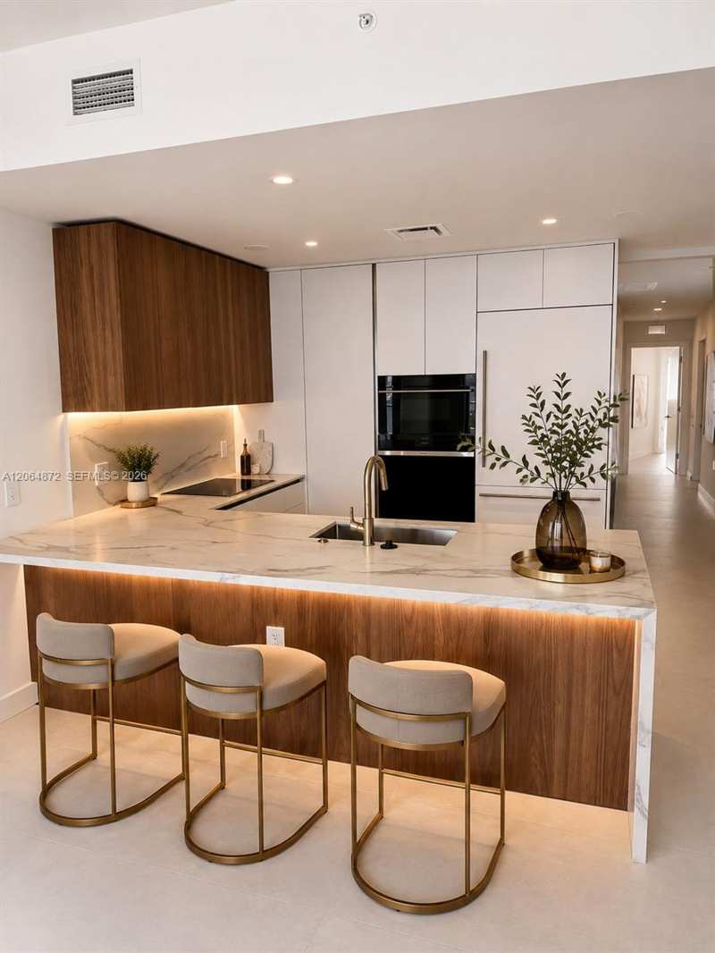 1400 BISCAYNE BLVD # 3603, Miami FL 33132