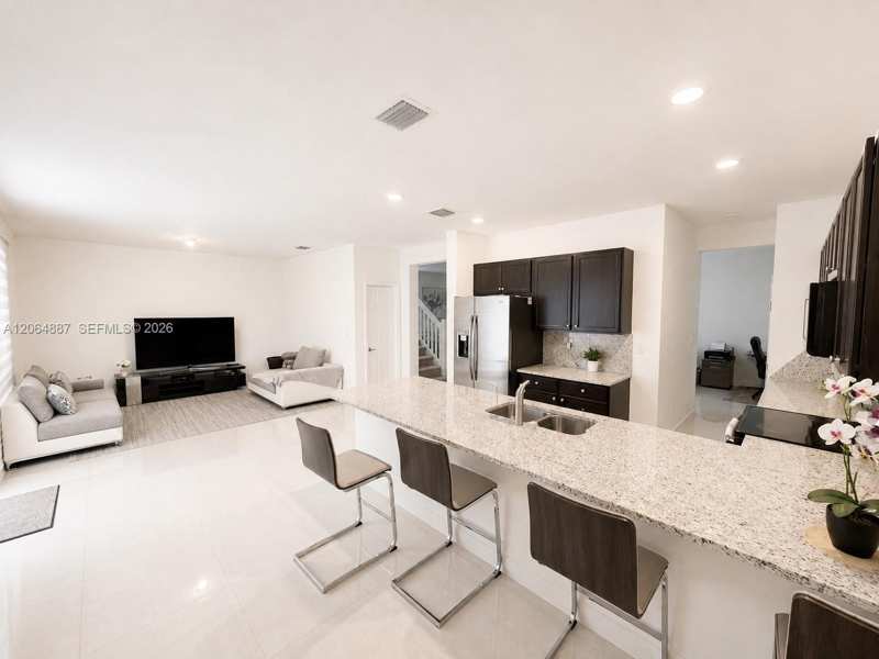 10614 W 35th Ln, Hialeah FL 33018