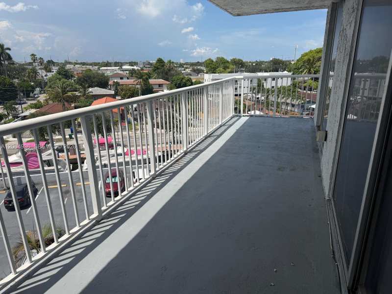 1800 NW 24th Ave # 618, Miami FL 33125