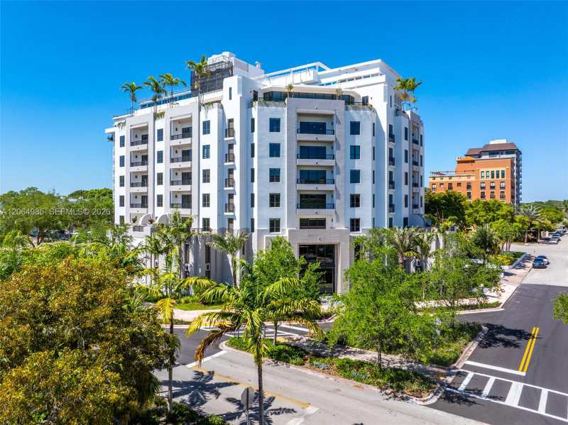 701 Valencia Ave # 405, Coral Gables FL 33134