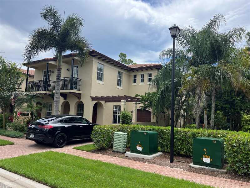 2804 Eagle Rock Cir # 801, West Palm Beach FL 33411