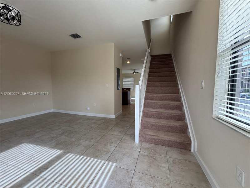 15051 SW 116th St, Miami FL 33196